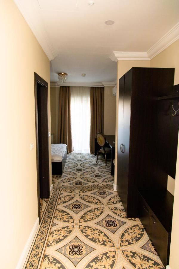 Hotel Palace Severin Дробета-Турну-Северин Екстер'єр фото